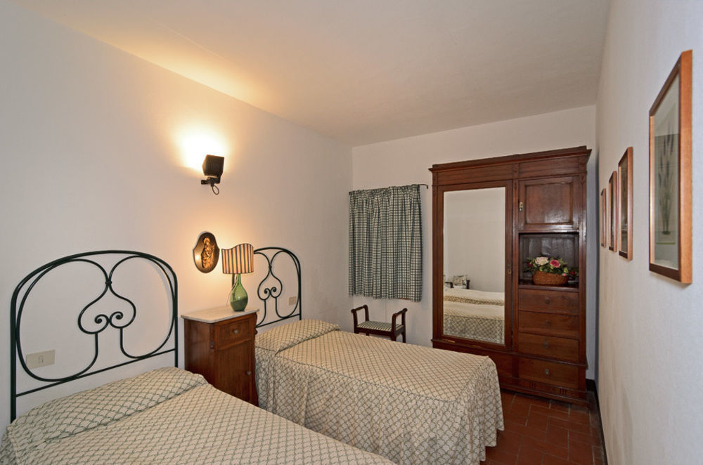 Badia Di Morrona Hotel Soianella Exterior photo